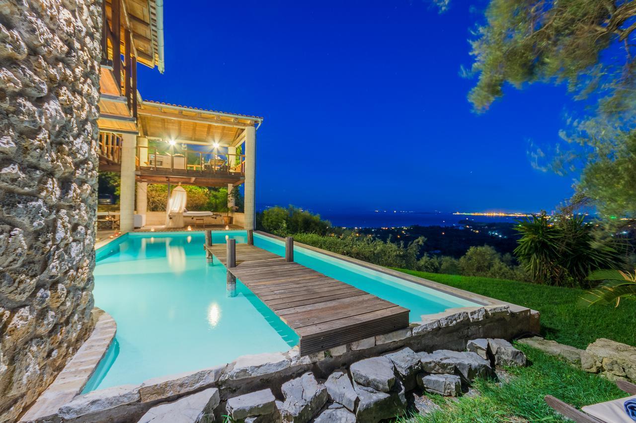 Villa Bournella Ipsos Luaran gambar
